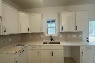 343 E Pyrenees Dr, Wellford, SC 29385 - Photo 9