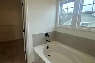 343 E Pyrenees Dr, Wellford, SC 29385 - Photo 33