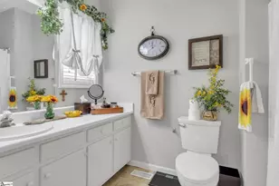 208 River Oaks Cir, Piedmont, SC 29673 - Photo 13