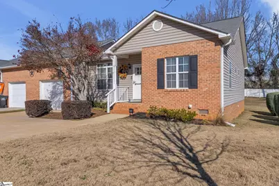 208 River Oaks Circle, Piedmont, SC 29673 - Photo 1