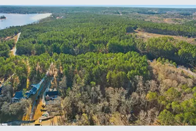 820 Eagles Harbor Drive, Hodges, SC 29653 - Photo 11