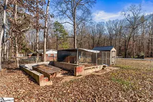 351 Terry Dr, Union, SC 29379 - Photo 7