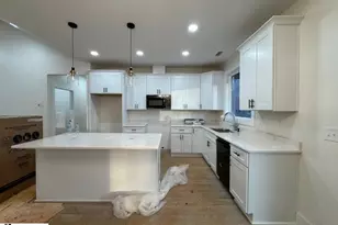 195 Susans Rd, Gaffney, SC 29341 - Photo 3