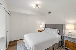 100 E Washington St, Greenville, SC 29601 - Photo 11