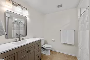 100 E Washington St, Greenville, SC 29601 - Photo 13