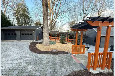 700 Altamont Road, Greenville, SC 29609 - Photo 5