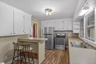 573 Mauldin Lake Rd, Liberty, SC 29657 - Photo 11