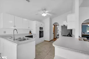 101 Windy Pt S, Townville, SC 29689 - Photo 13