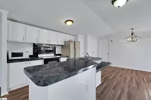 210 Elaine Dr, Piedmont, SC 29673 - Photo 11