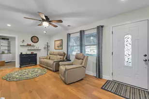 10 Paris View Dr, Travelers Rest, SC 29690 - Photo 9