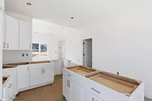 609 S Cherry St, Seneca, SC 29678 - Photo 9