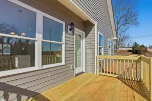 609 S Cherry St, Seneca, SC 29678 - Photo 25