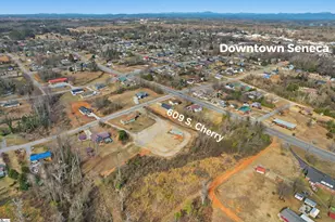 609 S Cherry St, Seneca, SC 29678 - Photo 3