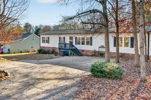 24 Hudson St, Taylors, SC 29687 - Photo 1