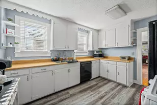 309 E Blue Ridge Dr, Greenville, SC 29609 - Photo 11