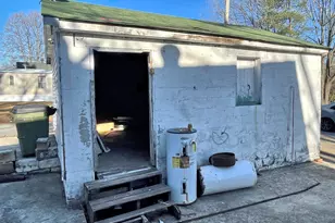 405 E Frederick St, Gaffney, SC 29340 - Photo 3