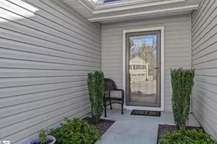 744 Parkside Dr, Woodruff, SC 29388 - Photo 3