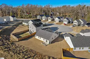 744 Parkside Dr, Woodruff, SC 29388 - Photo 29