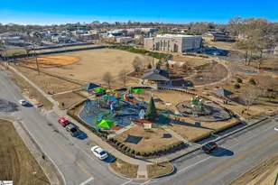 744 Parkside Dr, Woodruff, SC 29388 - Photo 37