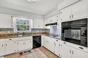 108 Floy St, Spartanburg, SC 29301 - Photo 15