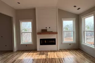 64 Worthmore Ct, Travelers Rest, SC 29690 - Photo 3