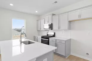 58 Marblewood St, Greenville, SC 29605 - Photo 13