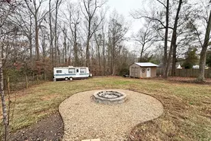 1725 W Georgia Rd, Woodruff, SC 29388 - Photo 31