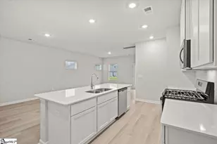 8 Angel Wood Dr, Piedmont, SC 29673 - Photo 11