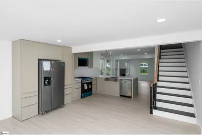 14 Hawthorne Lane, Greenville, SC 29605 - Photo 9