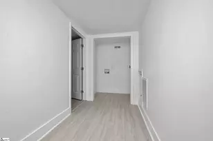 14 Hawthorne Ln, Greenville, SC 29605 - Photo 29