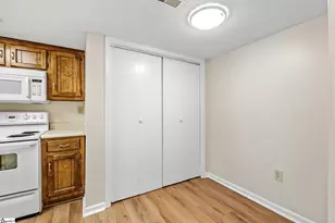 925 Cleveland St, Greenville, SC 29601 - Photo 23