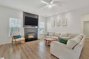 124 Garfield Ln, Simpsonville, SC 29681 - Photo 11