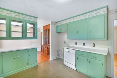 2156 Gentry Memorial Highway, Pickens, SC 29671 - Photo 11