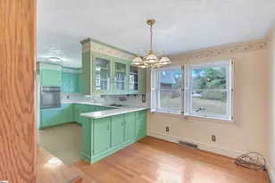 2156 Gentry Memorial Hwy, Pickens, SC 29671 - Photo 17