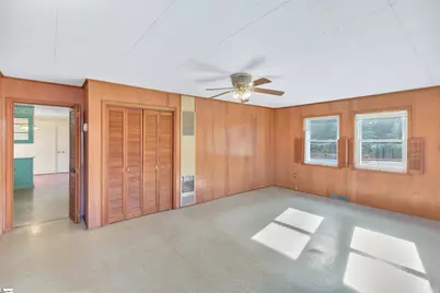 2156 Gentry Memorial Highway, Pickens, SC 29671 - Photo 15