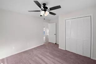 137 Lakeshore Dr, Easley, SC 29642 - Photo 23