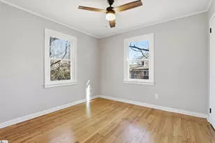 601 S D St, Easley, SC 29640 - Photo 15