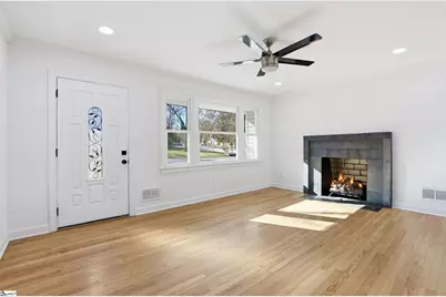 601 S D Street, Easley, SC 29640 - Photo 5