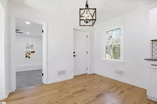 601 S D St, Easley, SC 29640 - Photo 9