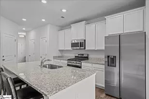 1 Apollo Vw Ln, Greenville, SC 29607 - Photo 3