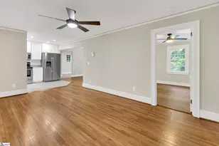 14 Dixie Ave, Greenville, SC 29607 - Photo 9