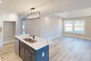 1172 W Rutledge Ave, Gaffney, SC 29341 - Photo 5