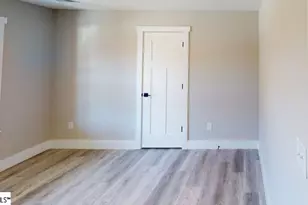 1172 W Rutledge Ave, Gaffney, SC 29341 - Photo 29