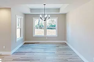 1172 W Rutledge Ave, Gaffney, SC 29341 - Photo 9