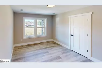 1172 W Rutledge Avenue, Gaffney, SC 29341 - Photo 27