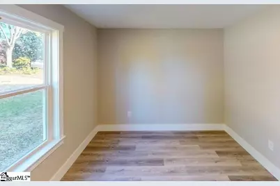 1172 W Rutledge Avenue, Gaffney, SC 29341 - Photo 25