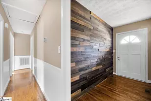 132 Waverly St, Easley, SC 29642 - Photo 5