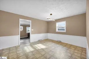 132 Waverly St, Easley, SC 29642 - Photo 11