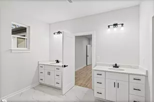 323 Hunts Bridge Rd, Greenville, SC 29617 - Photo 21