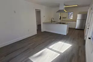 411 W C Ave, Easley, SC 29640 - Photo 3